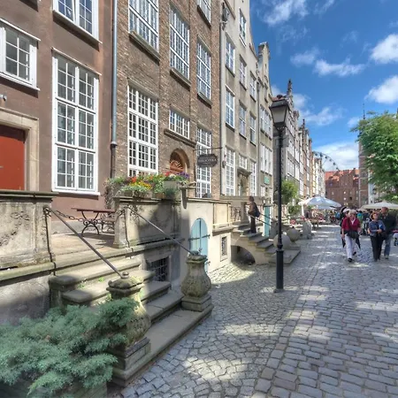 Old Town Mariacka Street גדנסק