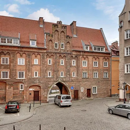 Old Town Mariacka Street * גדנסק